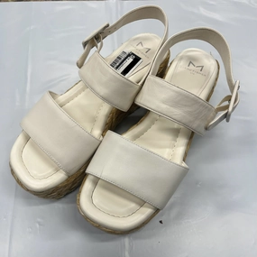 White Shoes Heels Espadrille Block Marc Fisher, Size 8.5 Marc Fisher fashion shoes with block heels