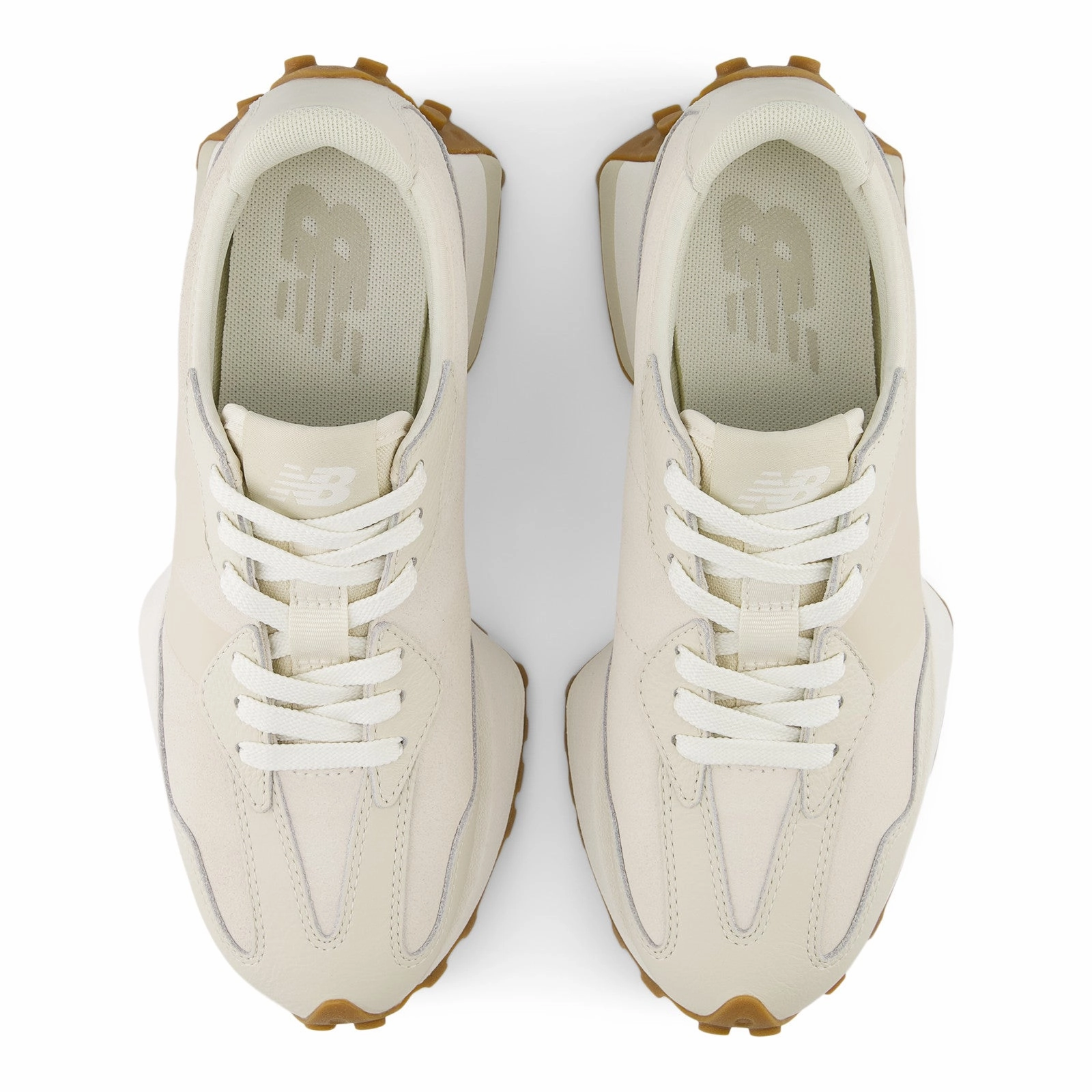 Wmns 327 'Beige' New Balance sneaker close-ups
