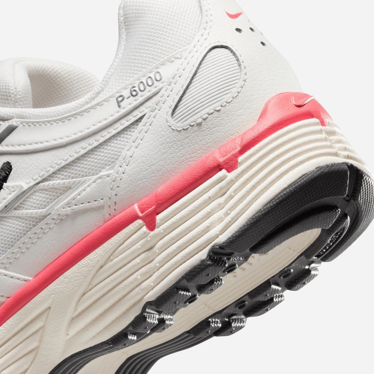 Wmns P-6000 Nike casual lifestyle sneakers