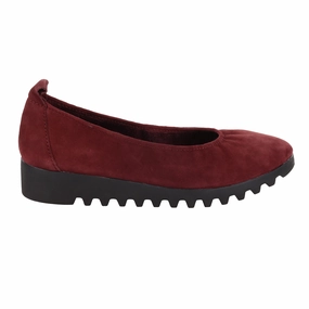 Women's Brianna Aetrex footwear styles