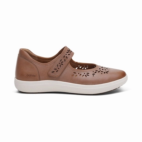 Women's Erica Cutout Aetrex footwear styles