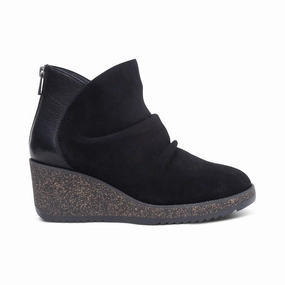Women's Kara Aetrex footwear styles