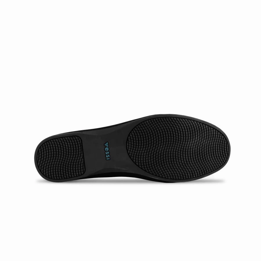 Women's Market Flat Waterproof Knit Sneakers