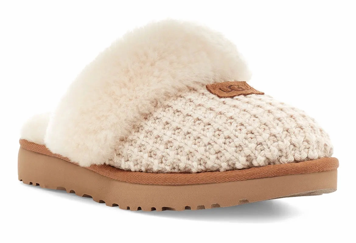 Women's UGG Cozy Slippers  Soft, Stylish & Perfectly Plush Ugg cozy footwear visuals