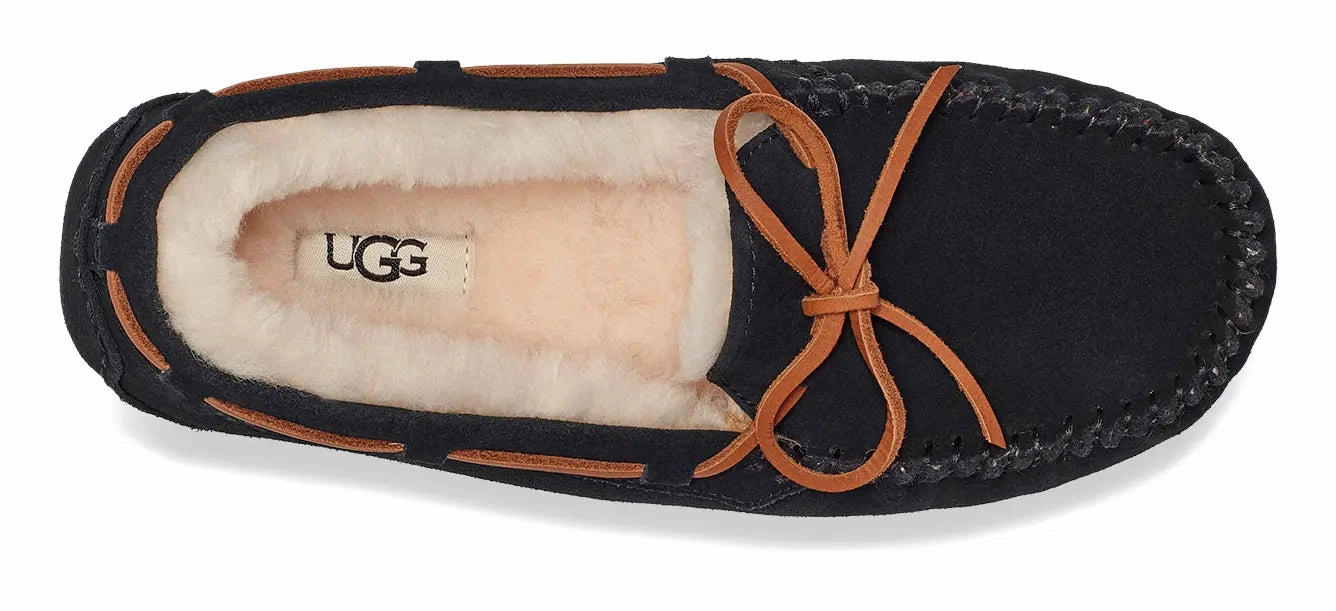 Women's UGG Dakota  Cozy Suede Moccasin with Wool Lining Ugg cozy footwear visuals