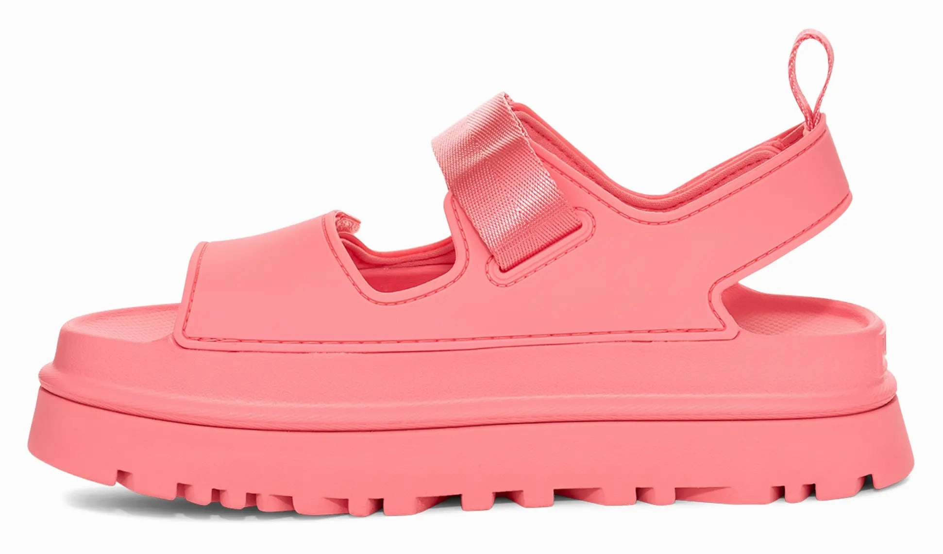 Women's UGG Goldenglow  Lightweight & Water-Friendly Comfort Ugg cozy footwear visuals