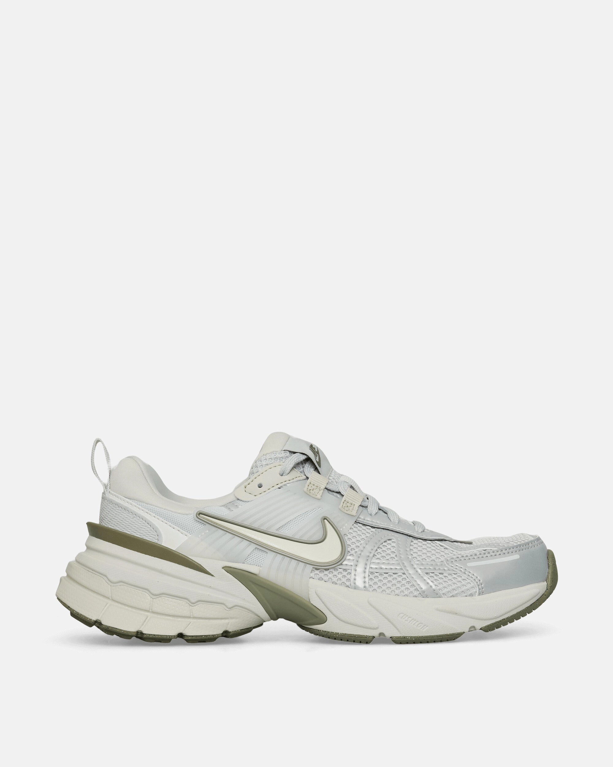 Women's V2K Run Sneakers Photon Dust / Summit White / Light Army Flexible Shoes