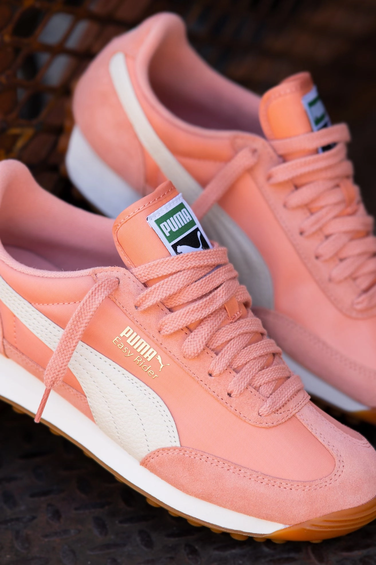 Womens Puma Easy Rider Vintage (Deeva Peach/Alpinesnow/Puma Gold) Puma athletic shoe visuals