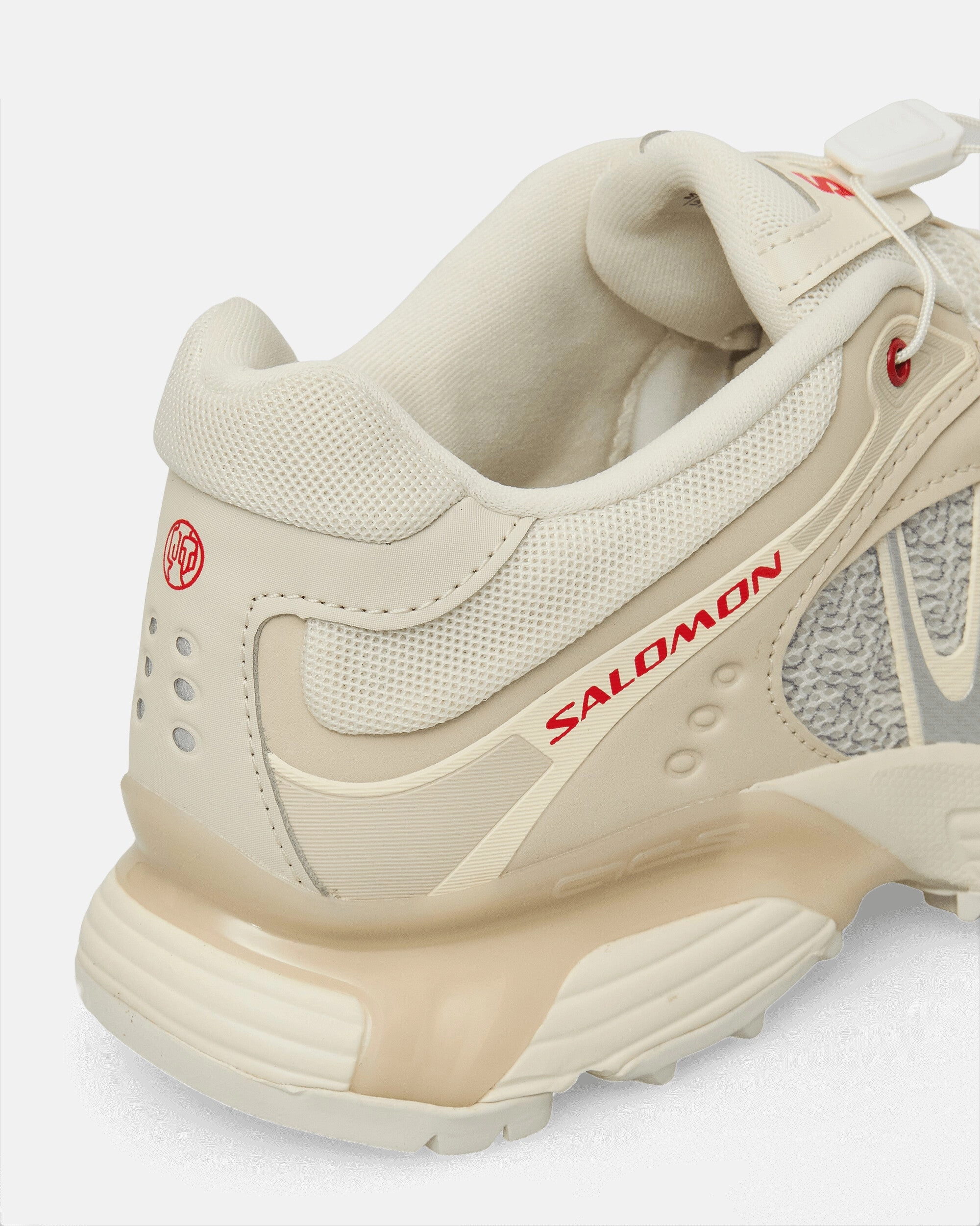 XT-Whisper Panhui Sneakers Vanilla Ice / Rainy Day / Fiery Red Mountain Trail Runners
