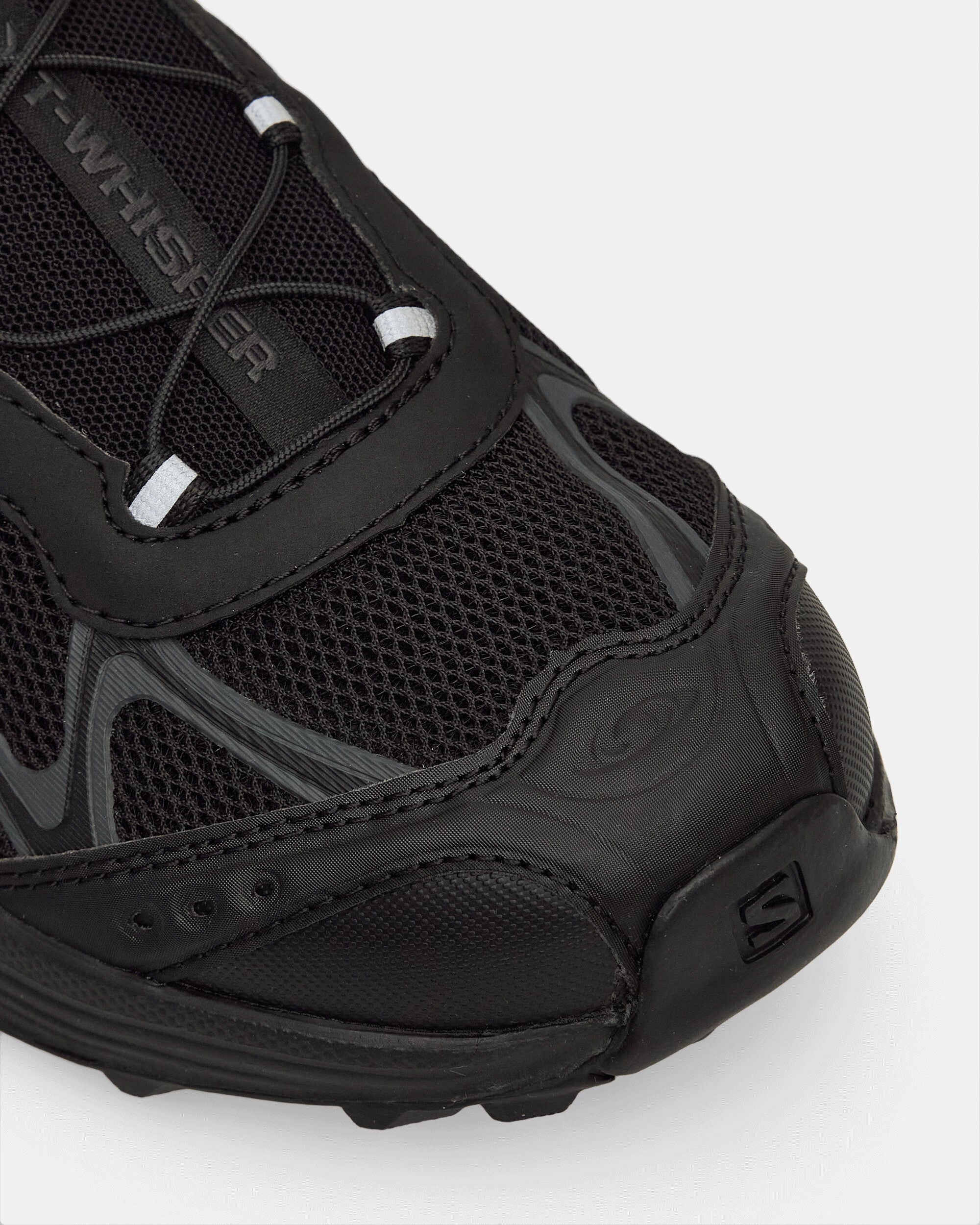 XT-Whisper Sneakers Black / Asphalt Mountain Trail Runners